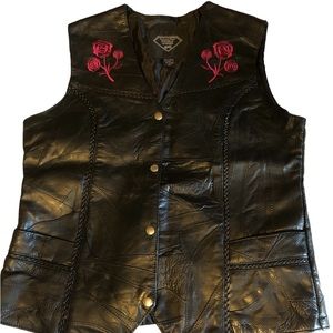 Diamond-point buffalo black leather motorcycle riding vest w/ fushia embroidery